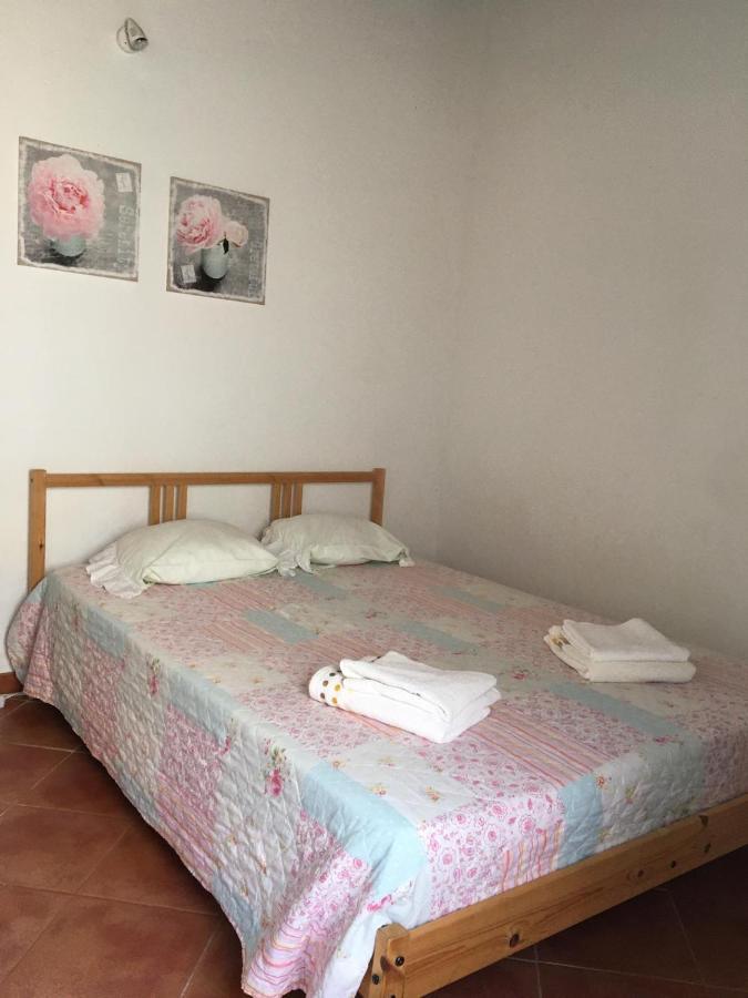 ヴィラ・ド・ビスポ Alojamento Casa Rosaヴィラ エクステリア 写真